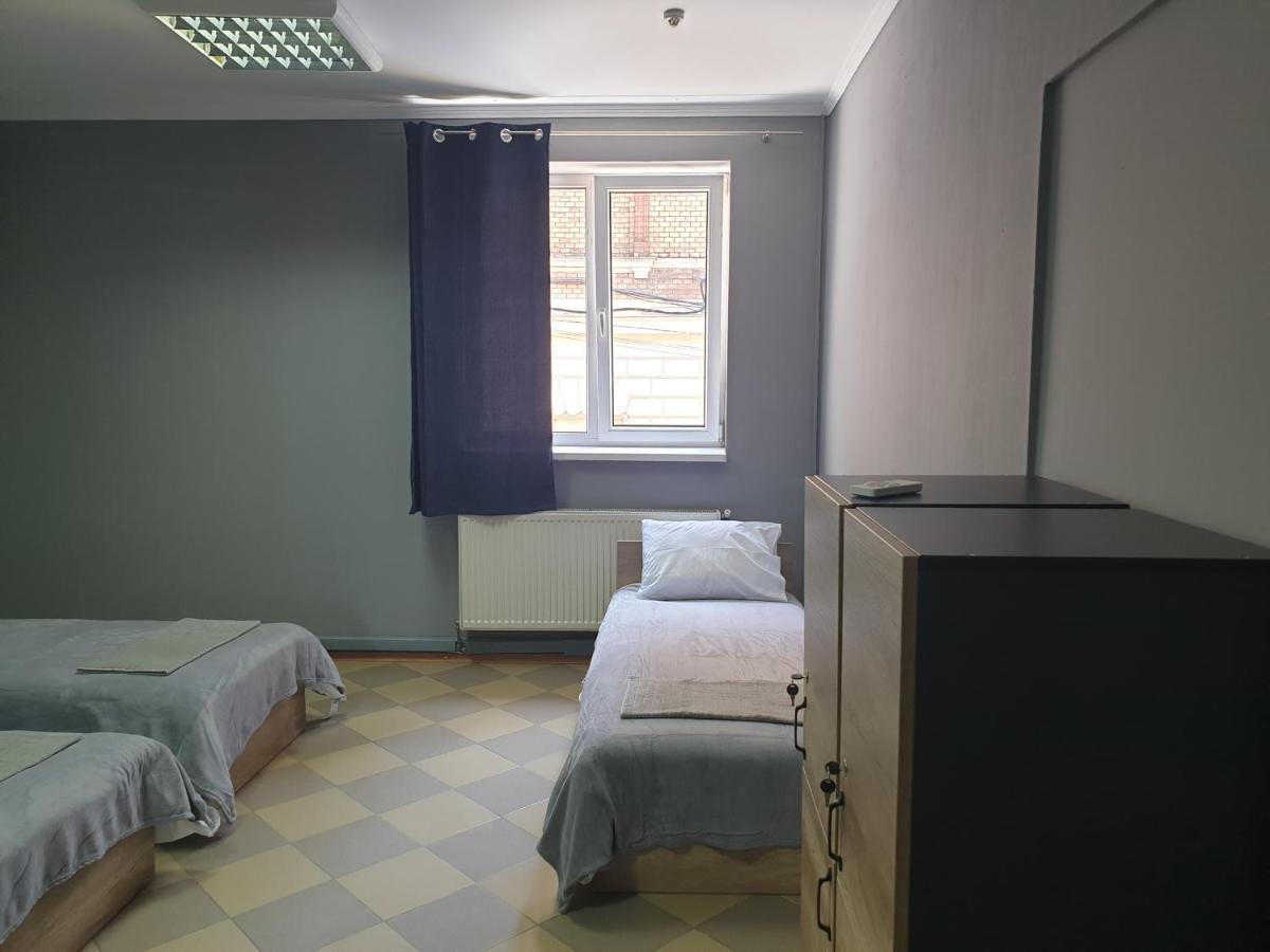 Мандри Хостел Ujgorod Dış mekan fotoğraf